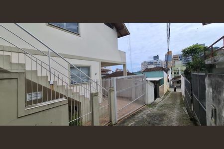 7_photo/952737dc0f.8cbbc6e43ead3576-ATLAS-52d63d6d-525c-480a-947a-3b5e7bbf6156.jpg de casa para alugar com 2 quartos, 72m² em Canto, Florianópolis