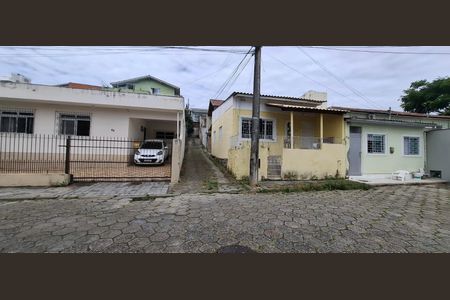 3_photo/952737dc0f.8cbbc6e43ead3576-ATLAS-bb82034f-dced-4915-a08d-d6c900e39cf5.jpg de casa para alugar com 2 quartos, 72m² em Canto, Florianópolis