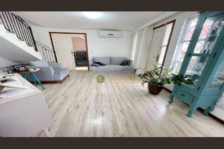 9_photo/952737dc11.9845a183adc4e21d-ATLAS-ab23f469-d8a5-442a-94fc-e7a298dccf7b.jpg de casa à venda com 3 quartos, 121m² em Canto, Florianópolis