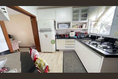 5_photo/952737dc11.9845a183adc4e21d-ATLAS-ce31b4b3-6668-47ee-a4f4-23246f3488ea.jpg de casa à venda com 3 quartos, 121m² em Canto, Florianópolis