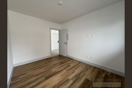 11_photo/952737dc2f.7c69c2dff67484cd-ATLAS-1185d0c4-2cea-466e-bb7b-db58e557ec79.jpg de apartamento à venda com 1 quarto, 40m² em Canto, Florianópolis