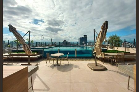 42_photo/952737dc2f.8dbb0fb275f84710-ATLAS-8cf2467b-ea61-46fc-be00-d4d8563562c7.jpg de apartamento para alugar com 1 quarto, 41m² em Canto, Florianópolis