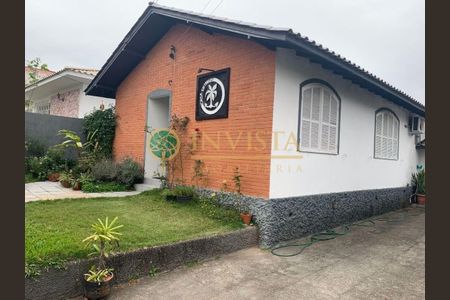 4_photo/952737dcad.d55b36f64ebf45c1-ATLAS-4beeeba1-93bc-4e85-98b3-a5a5585a1cb6.jpg de casa à venda com 2 quartos, 120m² em Estreito, Florianópolis