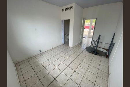 2_photo/952737dccf.b5da8a9e89e1b846-ATLAS-a28ff0c3-7f57-431e-80c9-e97bd76e6536.jpg de casa para alugar com 3 quartos, 231m² em Estreito, Florianópolis