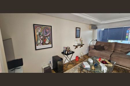 3_photo/952737dd45.54b8780a509023fd-ATLAS-70b71a0a-ca93-45d6-8e59-35c3e6dab90d.jpg de casa à venda com 4 quartos, 320m² em Estreito, Florianópolis