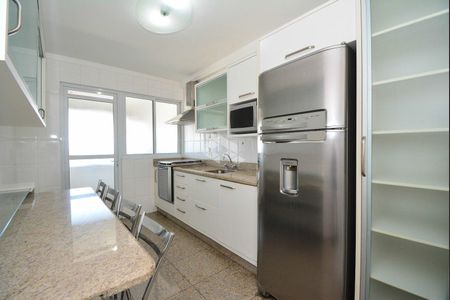 24_photo/952737ddc3.f6f170f3b66cb157-ATLAS-e5e648ce-55e4-4f82-b8c8-56cd337a337b.jpg de apartamento à venda com 3 quartos, 107m² em Estreito, Florianópolis