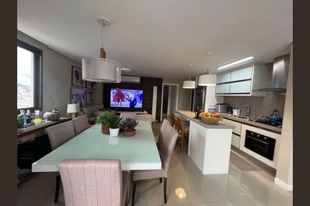 2_photo/952737de2f.aa7524caedb18c70-ATLAS-bc46311f-5760-4bab-88dc-4cd60ef2794b.jpg de apartamento à venda com 3 quartos, 111m² em Estreito, Florianópolis