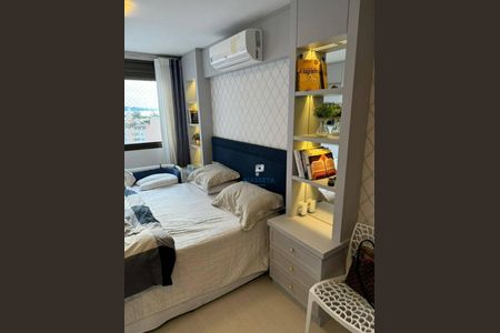 4_photo/952737de2f.b4d6c59f1a077da3-ATLAS-02dec22c-ff70-4a5e-9b2c-df9103251b55.jpg de apartamento à venda com 3 quartos, 102m² em Estreito, Florianópolis