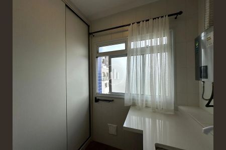 5_photo/952737de33.e4df4c981ba60f39-ATLAS-33a3a350-abc0-434b-9333-df0a7fcf8e32.jpg de apartamento à venda com 2 quartos, 71m² em Estreito, Florianópolis