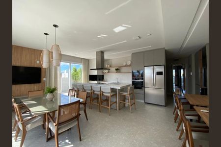 12_photo/952737deb7.bb2cfda027800a9a-ATLAS-6bbff6ee-cfb1-4527-98a3-a8f761394fbe.jpg de apartamento à venda com 3 quartos, 130m² em Canto, Florianópolis