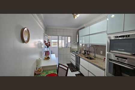 3_photo/952737df1b.fbb3c1fda054c62a-ATLAS-1e1560ac-dc2d-417b-9596-f2ed7c92bbe2.jpg de apartamento para alugar com 4 quartos, 133m² em Canto, Florianópolis