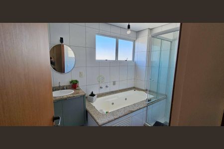 17_photo/952737df1b.fbb3c1fda054c62a-ATLAS-e7b8adc7-6a47-467c-8086-d4da6120fc51.jpg de apartamento para alugar com 4 quartos, 133m² em Canto, Florianópolis