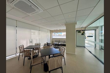 6_photo/952737df67.9b05f159771bdbca-ATLAS-208aaf18-a39b-41b0-bca5-98b1492e00c9.jpg de apartamento à venda com 2 quartos, 70m² em Balneario, Florianópolis