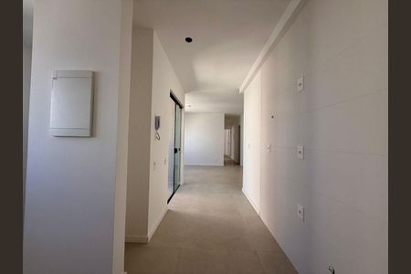 10_photo/952737df67.9b05f159771bdbca-ATLAS-90bcff43-2a45-4b7b-a567-bb89c3baacd3.jpg de apartamento à venda com 2 quartos, 70m² em Balneario, Florianópolis