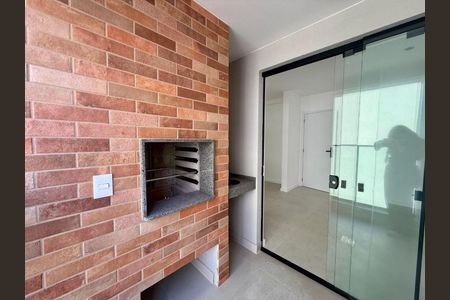 7_photo/952737df67.b767a05c4a6fed7c-ATLAS-a834f2ee-b3d7-4b84-b496-ceefef6241b7.jpg de apartamento à venda com 2 quartos, 75m² em Balneario, Florianópolis