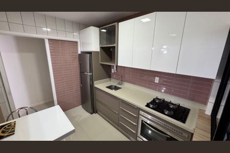 7_photo/952737df69.6f6a2a36f074a1ff-ATLAS-47c22423-b847-48c5-9153-228cbb7a9ccb.jpg de apartamento à venda com 2 quartos, 82m² em Estreito, Florianópolis