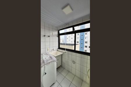 8_photo/952737df69.6f6a2a36f074a1ff-ATLAS-97e22ff0-7a67-48a3-a6c5-ecdc2de464b6.jpg de apartamento à venda com 2 quartos, 82m² em Estreito, Florianópolis