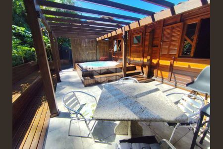 29_photo/952737df85.1ec89c7cbdfc8b9a-ATLAS-070c8806-c15a-46cf-93b4-120d38a6ef2e.jpg de casa para alugar com 3 quartos, 74m² em Balneario, Florianópolis