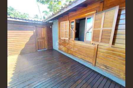 4_photo/952737df85.1ec89c7cbdfc8b9a-ATLAS-3dc8f7d2-0fa7-4536-953a-721fd2877a9c.jpg de casa para alugar com 3 quartos, 74m² em Balneario, Florianópolis