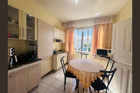 6_photo/952737df8d.2deb25451b774584-ATLAS-894af1a2-797c-4023-a2a4-e2eddef207d7.jpg de casa à venda com 5 quartos, 330m² em Balneario, Florianópolis