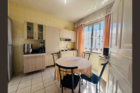 7_photo/952737df8d.2deb25451b774584-ATLAS-e89e1740-6ab1-40dc-8e28-43a52dec5e84.jpg de casa à venda com 5 quartos, 330m² em Balneario, Florianópolis