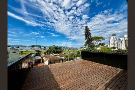 41_photo/952737dfe5.f6ee4f8dca2fb9c7-ATLAS-140bf8db-8290-4535-b1d6-44cb16397e8f.jpg de casa à venda com 3 quartos, 152m² em Balneario, Florianópolis