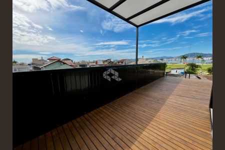 32_photo/952737dfe5.f6ee4f8dca2fb9c7-ATLAS-cea3b393-e783-4bca-aaff-b638a5179887.jpg de casa à venda com 3 quartos, 152m² em Balneario, Florianópolis