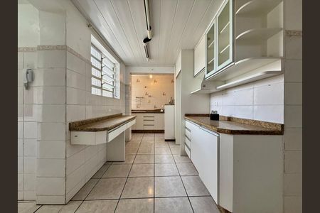 12_photo/952737e791.251dd183adc1fcaa-ATLAS-1de5748e-e73b-4dea-bc82-1735f56608d3.jpg de casa à venda com 4 quartos, 125m² em Estreito, Florianópolis