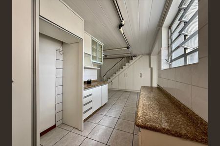 15_photo/952737e791.251dd183adc1fcaa-ATLAS-47e53bd4-4be3-453f-9b3e-0b3b8fb05729.jpg de casa à venda com 4 quartos, 125m² em Estreito, Florianópolis