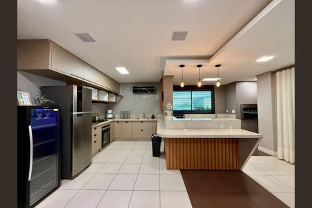 37_photo/952737e7b9.7e9e39b6c2145843-ATLAS-98b038ba-ecc9-4269-abec-32ac2ba4c839.jpg de apartamento à venda com 3 quartos, 111m² em Estreito, Florianópolis