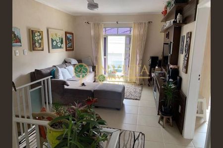 6_photo/952737e7bb.f2ed236aecaa8a04-ATLAS-018256ef-6f06-4d01-8716-38b41f6d558b.jpg de casa à venda com 3 quartos, 136m² em Estreito, Florianópolis