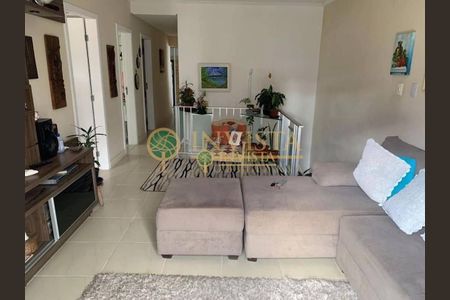 12_photo/952737e7bb.f2ed236aecaa8a04-ATLAS-79eb1461-12da-4da8-bc72-bcaac93d5362.jpg de casa à venda com 3 quartos, 136m² em Estreito, Florianópolis