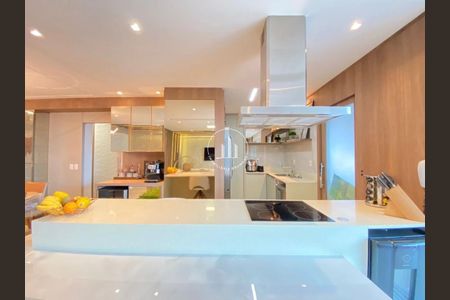 27_photo/952737e7cd.561dcad3d0cedf12-ATLAS-d0b99c24-568c-4b38-ace0-23c686ec0b8a.jpg de apartamento à venda com 3 quartos, 144m² em Estreito, Florianópolis