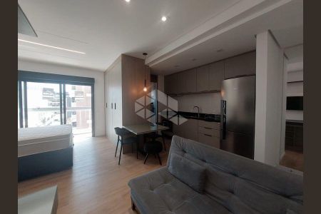 10_photo/952737e805.d470612e458cf862-ATLAS-6bd6ceeb-800a-4603-b479-e307e070a999.jpg de apartamento para alugar com 2 quartos, 85m² em Estreito, Florianópolis
