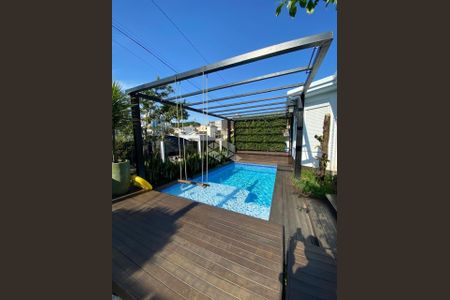 3_photo/952737e94d.61df383ebc62b81a-ATLAS-31fa084f-7370-4e76-8dc5-7d2502c26f21.jpg de casa à venda com 3 quartos, 150m² em Estreito, Florianópolis