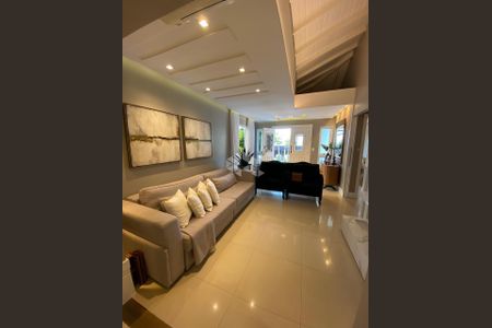 6_photo/952737e94d.61df383ebc62b81a-ATLAS-8286cf25-e009-4e89-9afb-377e30caff5f.jpg de casa à venda com 3 quartos, 150m² em Estreito, Florianópolis