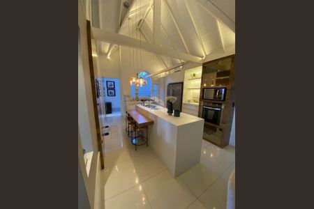 6_photo/952737e94d.61df383ebc62b81a-ATLAS-871415f3-40ca-42a3-9c9e-efaebbb1cb2c.jpg de casa à venda com 3 quartos, 150m² em Estreito, Florianópolis