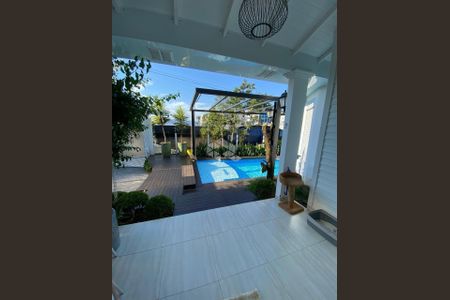 12_photo/952737e94d.61df383ebc62b81a-ATLAS-aebd8958-e61b-4a9c-ba5a-329f32784c03.jpg de casa à venda com 3 quartos, 150m² em Estreito, Florianópolis