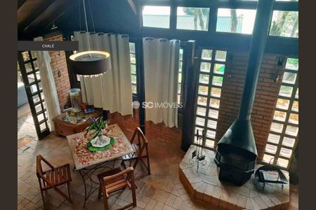 7_photo/952737ea4d.967bb43d6f31e30b-ATLAS-d249afb6-25a5-49a2-9d8e-912035551dc3.jpg de casa à venda com 4 quartos, 250m² em Estreito, Florianópolis