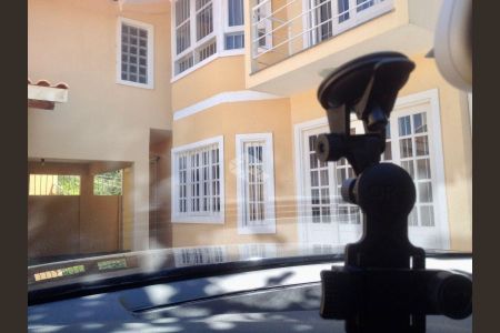 4_photo/952737eb77.4e1a6e6486a440d9-ATLAS-4481a9cd-8a84-44b7-b5ce-4d055f5bc1c8.jpg de casa à venda com 4 quartos, 380m² em Coqueiros, Florianópolis