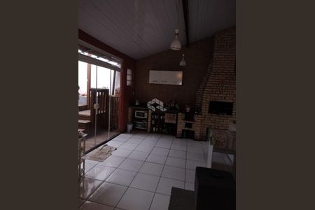 4_photo/952737ebc5.cd6ac7e963e68f71-ATLAS-51ea2018-e0b3-4fb2-8d3e-22aed928ee3f.jpg de casa à venda com 5 quartos, 200m² em Estreito, Florianópolis