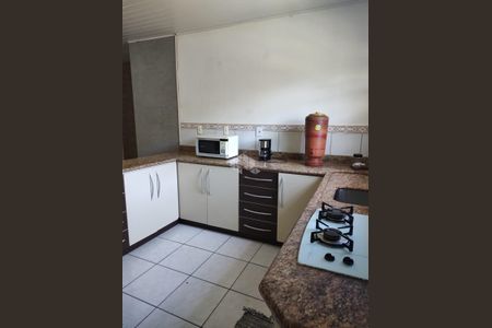 11_photo/952737ebc5.cd6ac7e963e68f71-ATLAS-77b71108-9eb6-42f2-aea2-fff4d6ef6125.jpg de casa à venda com 5 quartos, 200m² em Estreito, Florianópolis