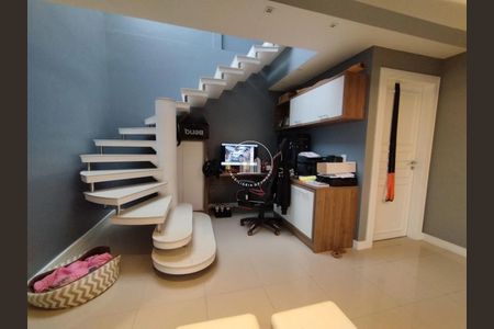 4_photo/952737ebdd.bd8f5cf949adc756-ATLAS-d9c6f8c2-a306-4f12-bd83-ba5cd6ea9416.jpg de apartamento à venda com 2 quartos, 115m² em Estreito, Florianópolis