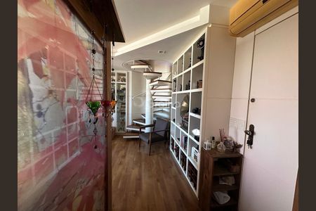 3_photo/952737ec1d.89a7ba78aa343fda-ATLAS-300c0bc7-ddd6-466d-9439-3f9d95e6ef9b.jpg de apartamento à venda com 3 quartos, 203m² em Capoeiras, Florianópolis