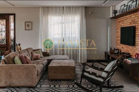 11_photo/952737ee85.c1dc00249eefaead-ATLAS-3868d1e9-6b2a-4c52-ad8e-1a8f1a602d57.jpg de casa à venda com 3 quartos, 387m² em Estreito, Florianópolis