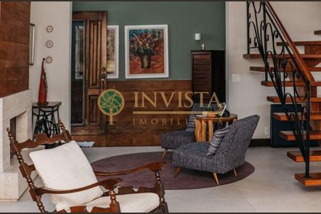 6_photo/952737ee85.c1dc00249eefaead-ATLAS-9c5437f8-9c30-46a7-89ae-52b9d91af17e.jpg de casa à venda com 3 quartos, 387m² em Estreito, Florianópolis