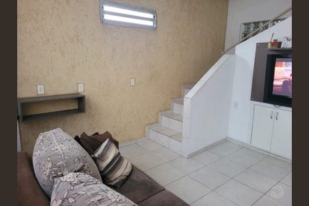 2_photo/952737eeb5.8c50d63e4d766ae8-ATLAS-c64dcfe4-2636-4d30-96ad-f3bba733dce2.jpg de casa à venda com 2 quartos, 85m² em Estreito, Florianópolis