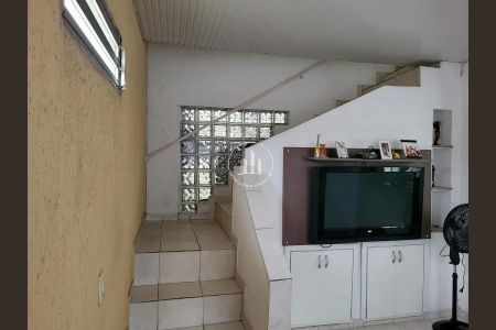 8_photo/952737eebd.19e03aecb237846c-ATLAS-7e9ce8fb-94b5-43b3-8e1d-bcb8604179bf.jpg de casa à venda com 2 quartos, 70m² em Estreito, Florianópolis