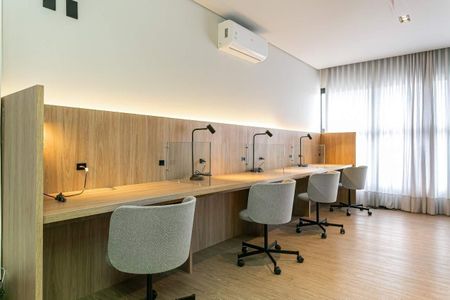 33_photo/952737f433.cb2a6f0f3dbf19a0-ATLAS-71c076a4-06e2-43e0-9079-c86c0e5b83c3.jpg de apartamento para alugar com 1 quarto, 48m² em Centro, Florianópolis