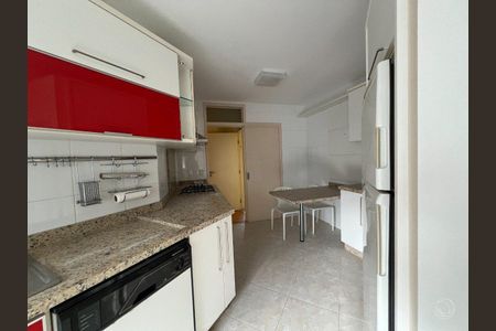 15_photo/952737f4e5.36bc8eb8a5e6dc84-ATLAS-340f5196-2e04-4831-a287-6fef8ce1b892.jpg de apartamento à venda com 4 quartos, 160m² em Centro, Florianópolis